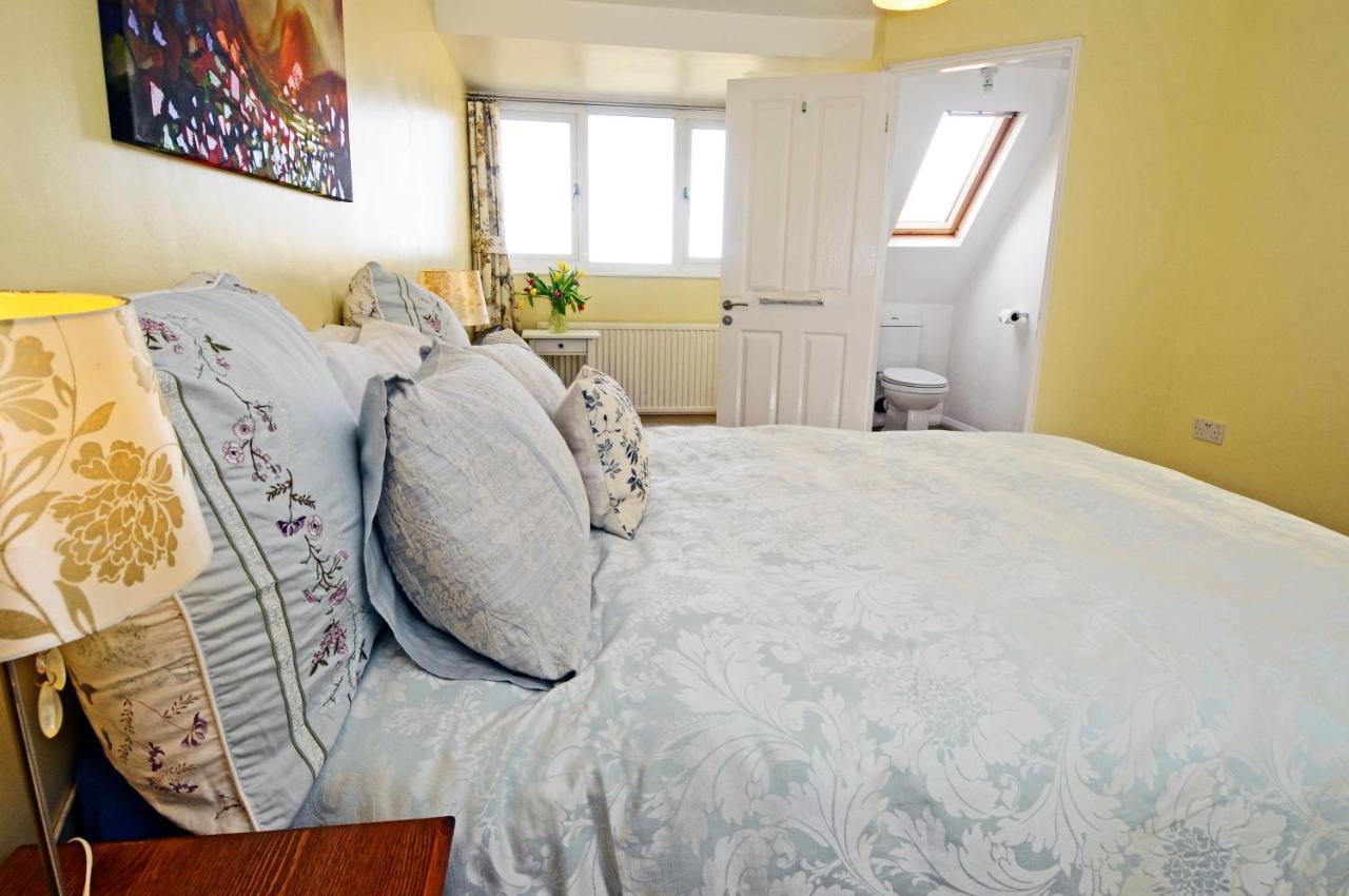 Whitby Spacious Rugby Field Cottage With Off-Street Parking And Ev Fast Point For Electric Cars Экстерьер фото