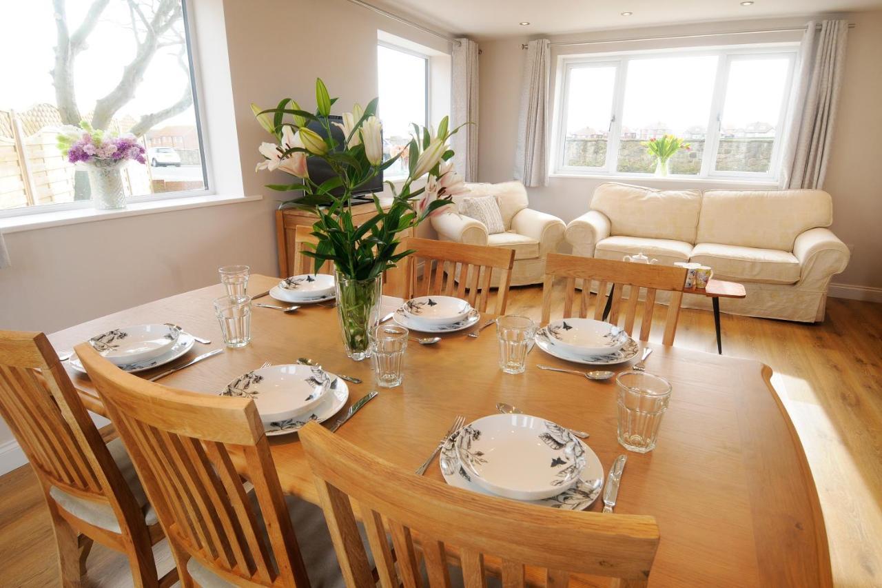 Whitby Spacious Rugby Field Cottage With Off-Street Parking And Ev Fast Point For Electric Cars Экстерьер фото